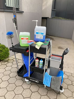 Neuer Reinigungswagen Neuer Reinigungswagen